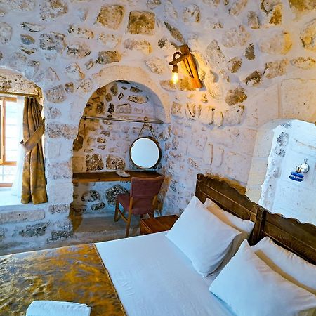 Midyat Mons Masius Hotel Teras מראה חיצוני תמונה