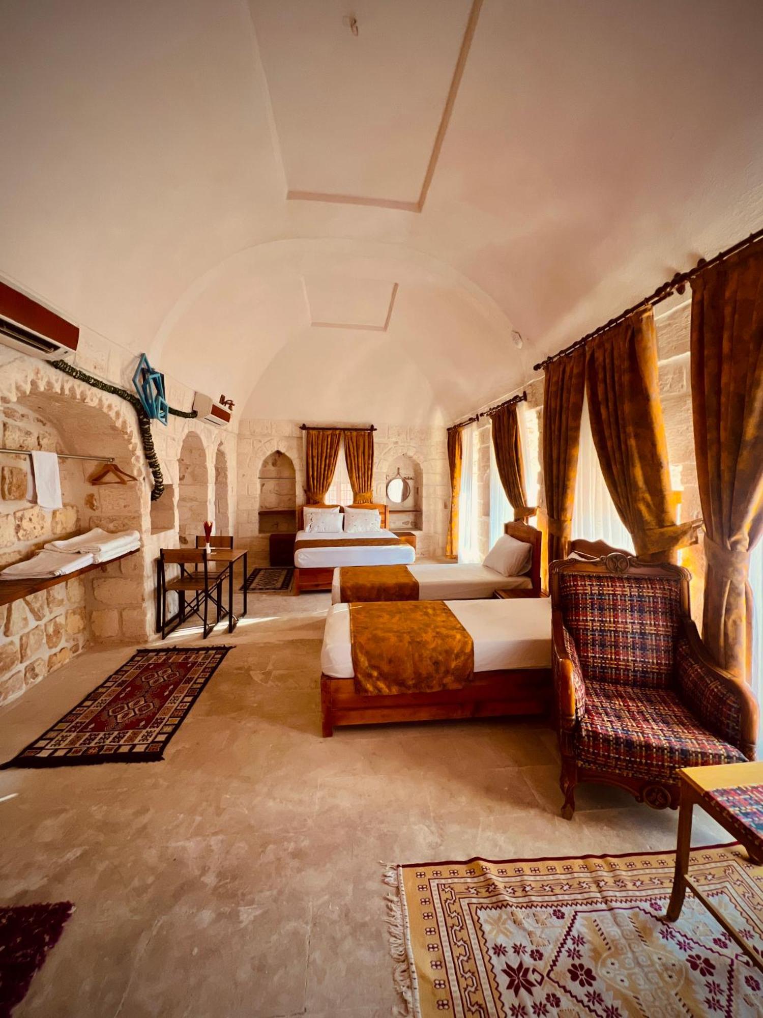 Midyat Mons Masius Hotel Teras מראה חיצוני תמונה