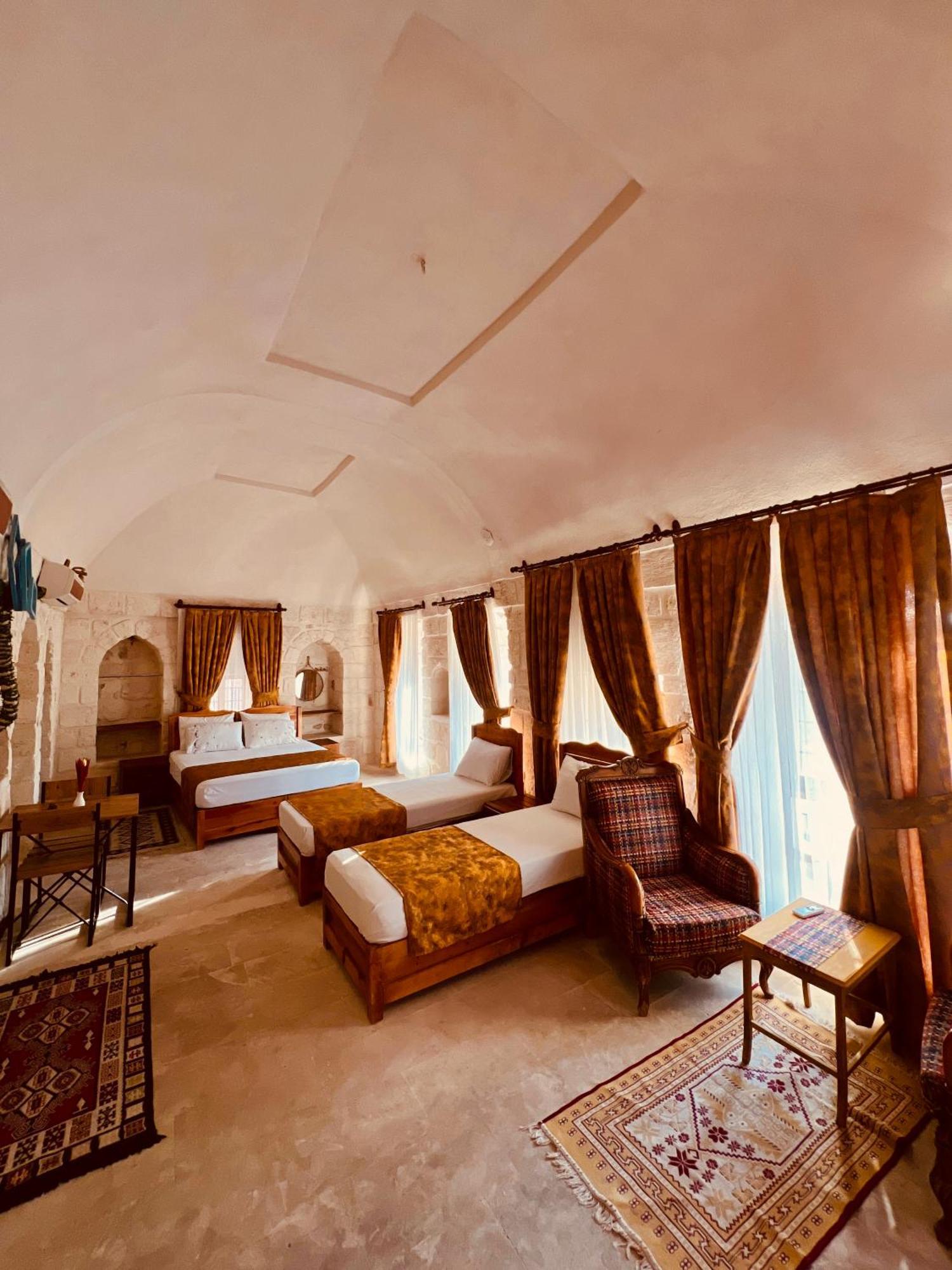 Midyat Mons Masius Hotel Teras מראה חיצוני תמונה