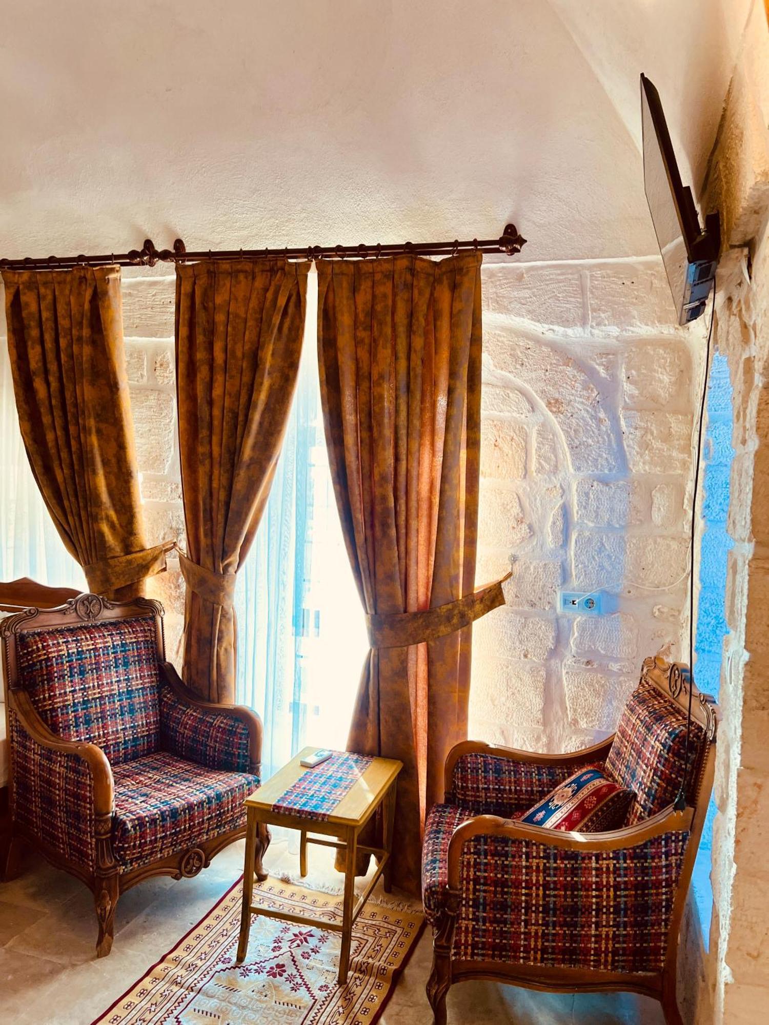 Midyat Mons Masius Hotel Teras מראה חיצוני תמונה