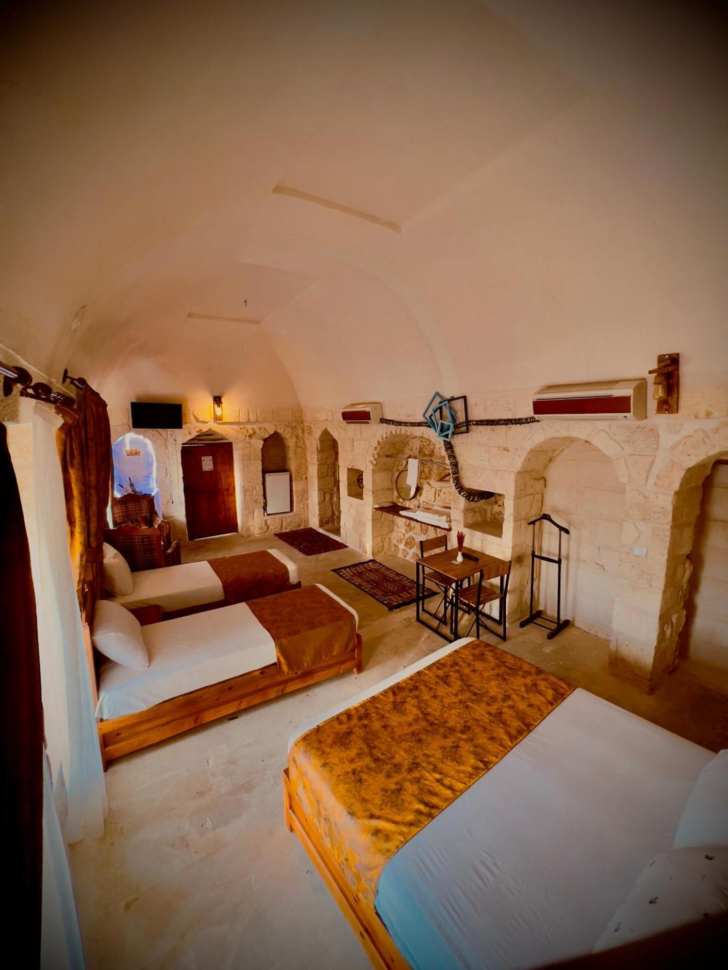 Midyat Mons Masius Hotel Teras מראה חיצוני תמונה