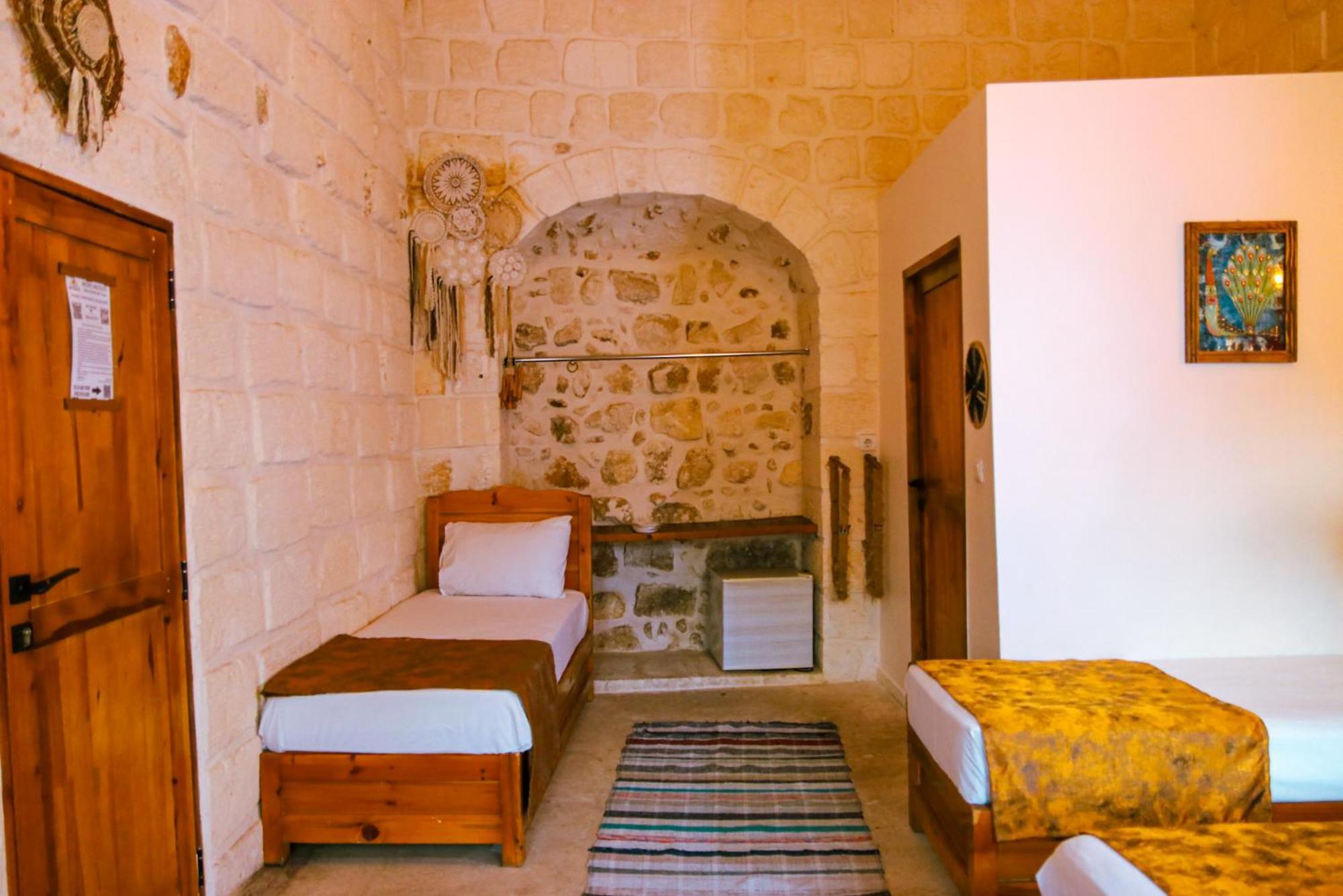 Midyat Mons Masius Hotel Teras מראה חיצוני תמונה