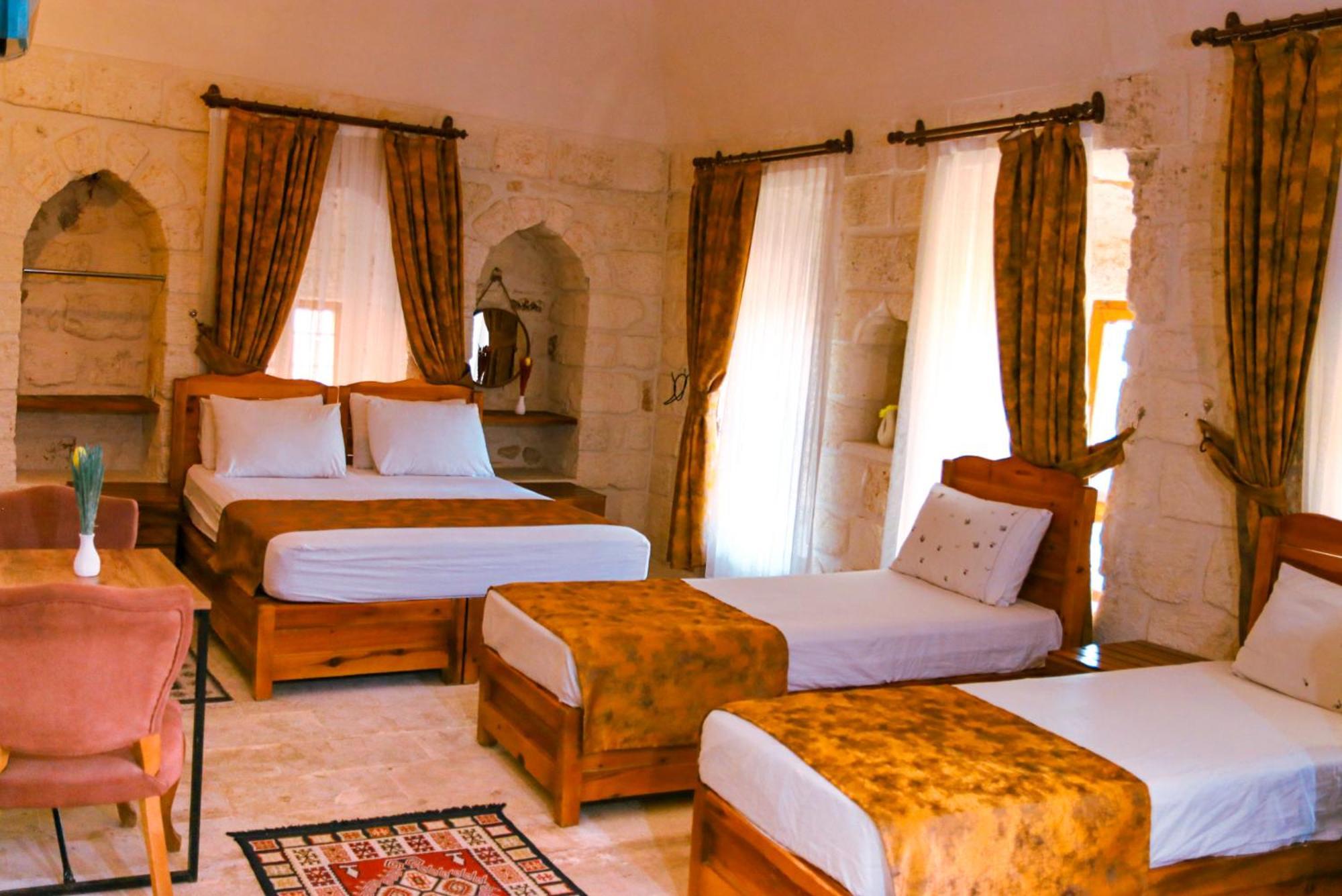 Midyat Mons Masius Hotel Teras מראה חיצוני תמונה