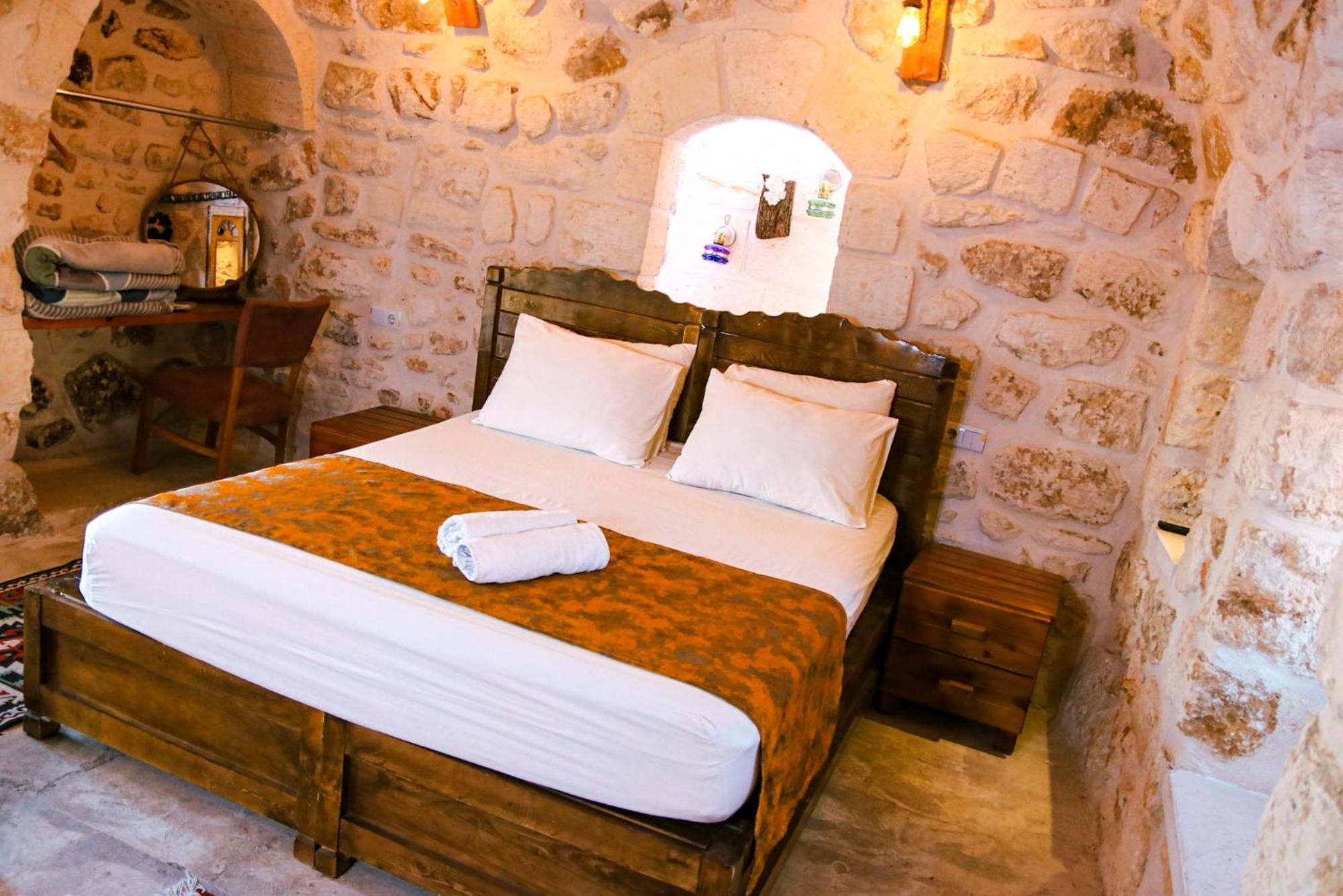 Midyat Mons Masius Hotel Teras מראה חיצוני תמונה