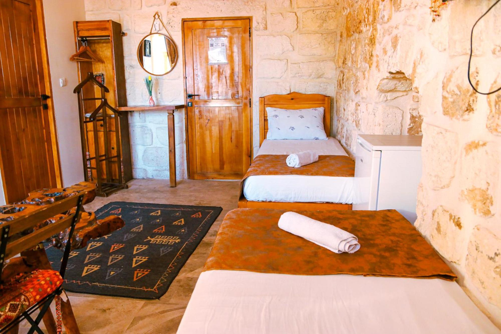 Midyat Mons Masius Hotel Teras מראה חיצוני תמונה