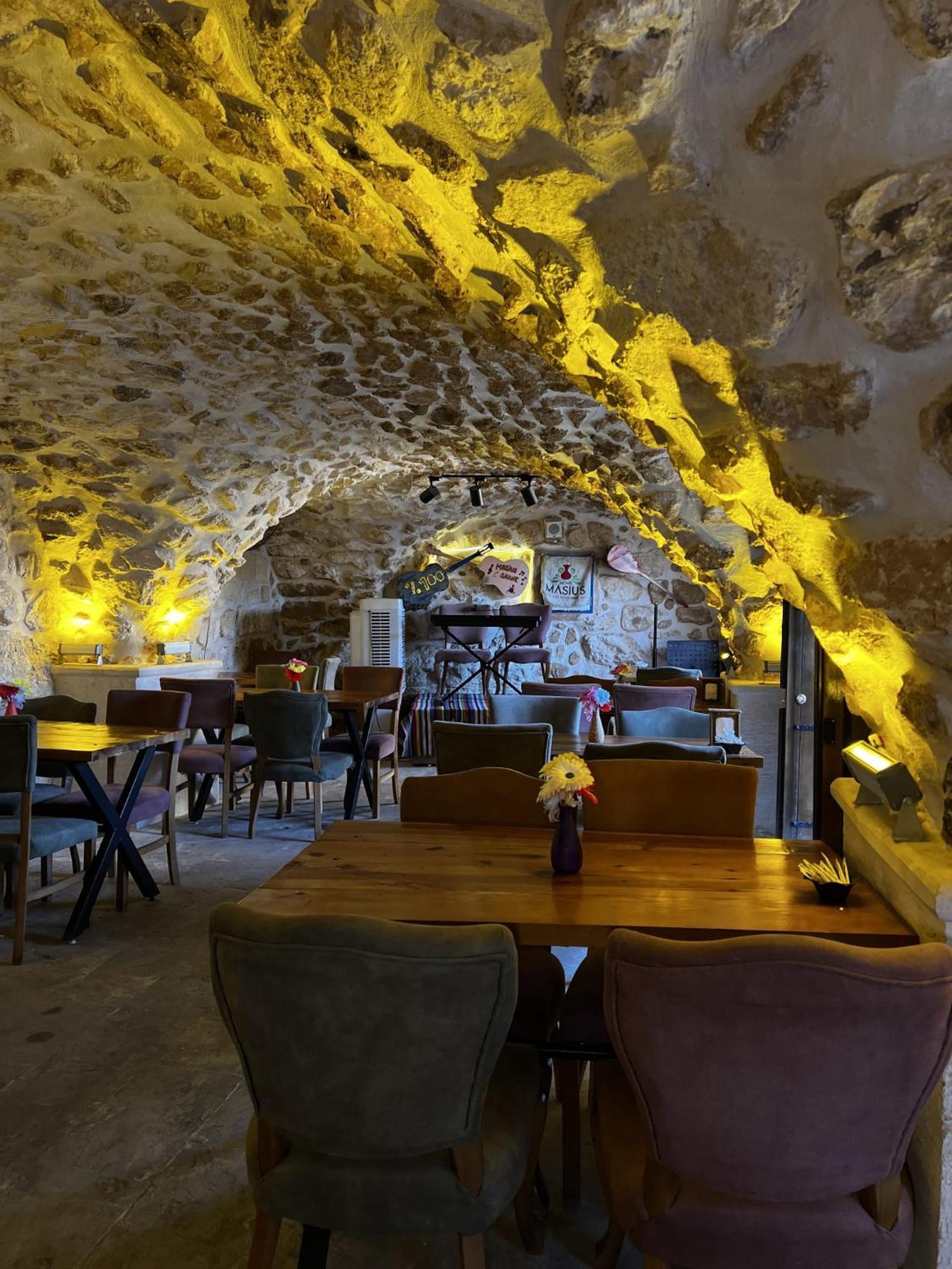 Midyat Mons Masius Hotel Teras מראה חיצוני תמונה